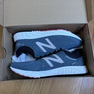 New Balance Running Shoe Women's size 12 W Teal/White New w Box
